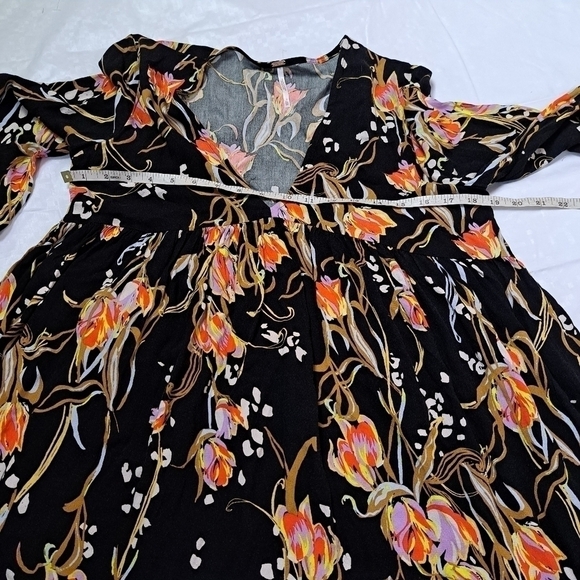 Free People Bella‎ Floral Tunic - Picture 11 of 14